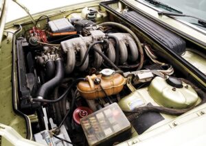 BMW E24
