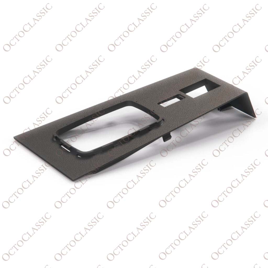 Mercedes W123 Center Console Trim Black Gear Box Due versioni A1236837736 / A1236831508 Mercedes W123 Center Console Trim Black Gear Box Due versioni A1236837736 / A1236831508