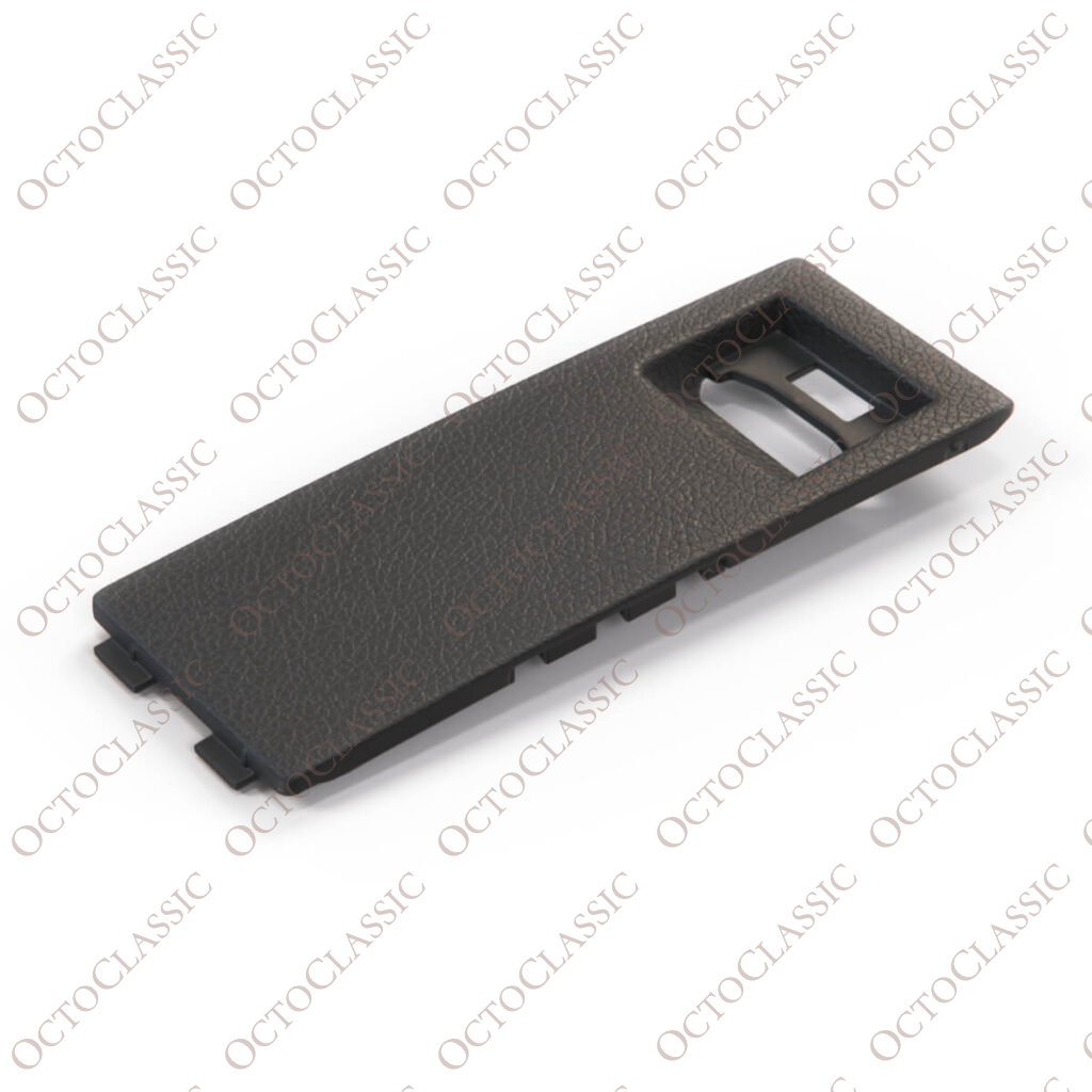 Nissan S12 200SX Silvia Gazelle Coperchio Pannello Scatola Fusibili 68130-01F00 Nissan S12 200SX Silvia Gazelle Coperchio Pannello Scatola Fusibili 68130-01F00
