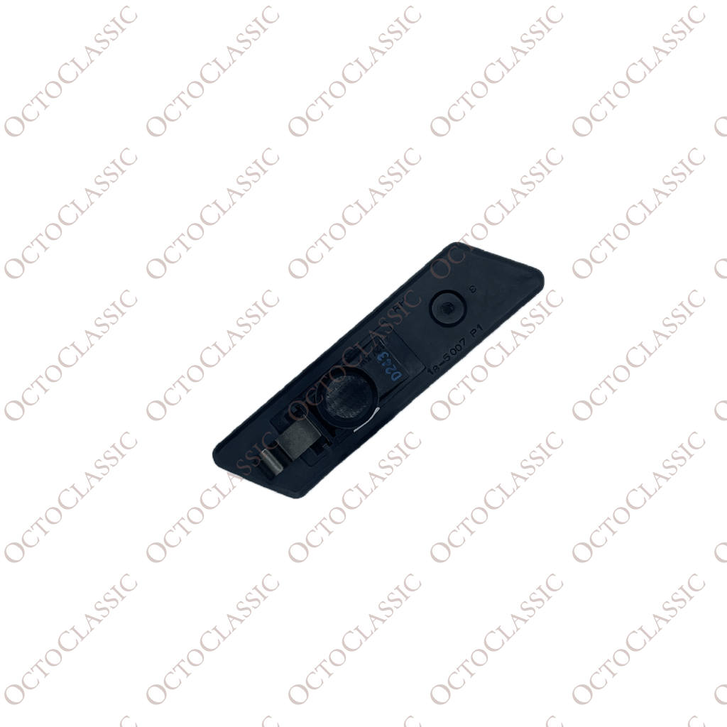 BMW E30 / E34 / E36 Side Indicator Right in Smoke Gray 63131378009 / 63318357047 BMW E30 / E34 / E36 Side Indicator Right in Smoke Gray 63131378009 / 63318357047