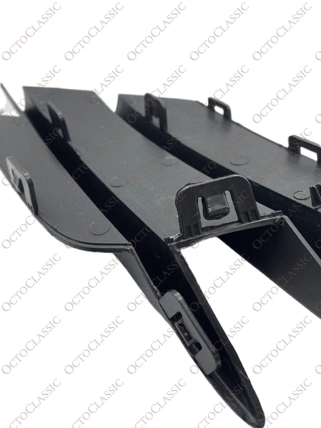 Mercedes W205 Set di 2 coperture per fendinebbia destra e sinistra A2058857202 / A2058857302 Mercedes W205 Set di 2 coperture per fendinebbia destra e sinistra A2058857202 / A2058857302