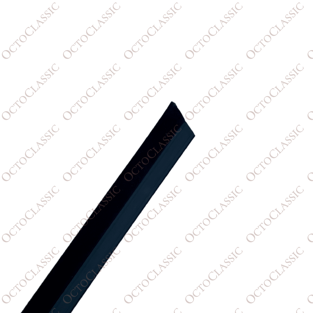 BMW E30 Sedan Door Weather Strip Outer Left Or Right 51211913057 / 51211913058 BMW E30 Sedan Door Weather Strip Outer Left Or Right 51211913057 / 51211913058