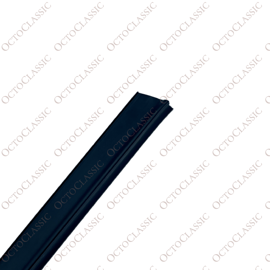 BMW E30 Sedan Door Weather Strip Outer Left Or Right 51211913057 / 51211913058 BMW E30 Sedan Door Weather Strip Outer Left Or Right 51211913057 / 51211913058