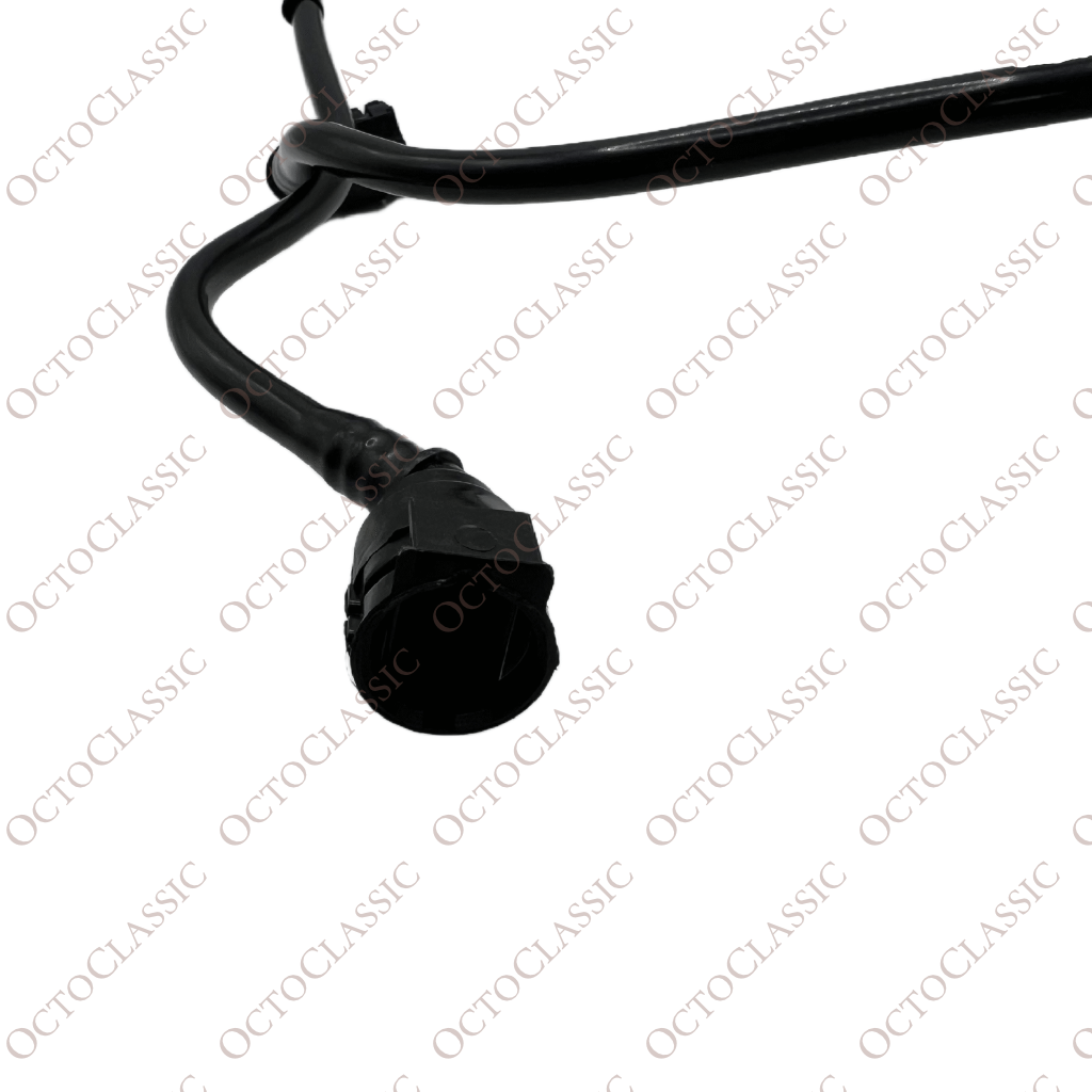 BMW F20 / F21 / F22 / F23 / F30 / F31 Tubo di ritorno del refrigerante del radiatore 17128570061 / 17128507235 BMW F20 / F21 / F22 / F23 / F30 / F31 Tubo di ritorno del refrigerante del radiatore 17128570061 / 17128507235