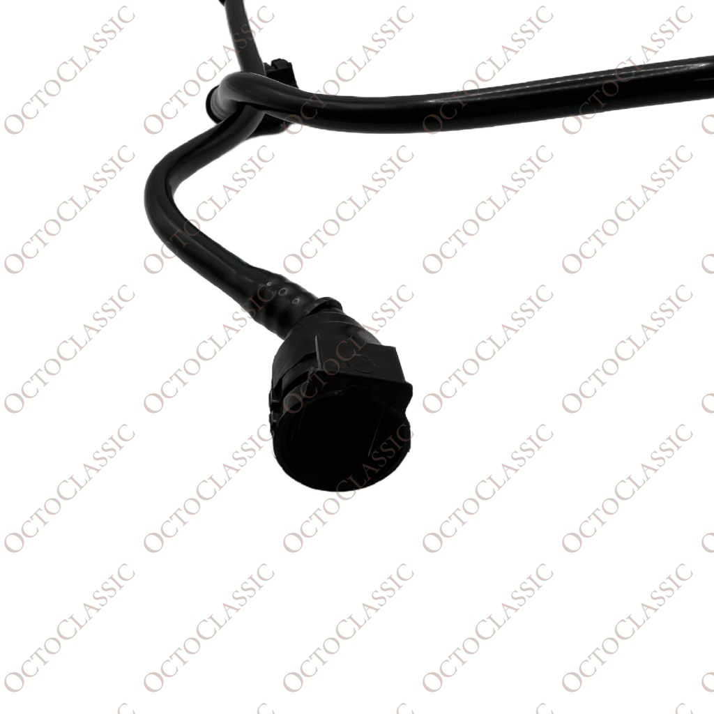 BMW F20 / F21 / F22 / F23 / F30 / F31 Tubo di ritorno del refrigerante del radiatore 17128570061 / 17128507235 BMW F20 / F21 / F22 / F23 / F30 / F31 Tubo di ritorno del refrigerante del radiatore 17128570061 / 17128507235