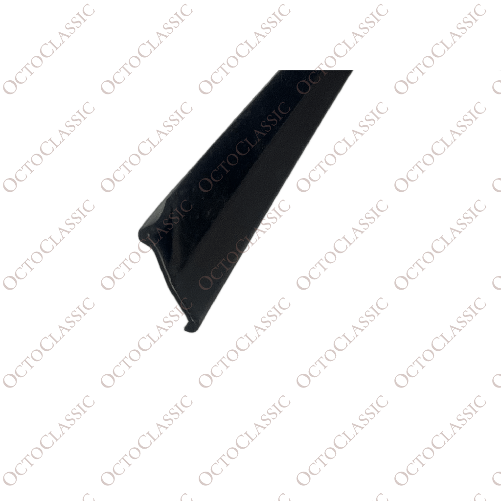 BMW E30 Limousine vordere innere Fensterverkleidung links oder rechts 51211906845 / 51211906846 BMW E30 Limousine vordere innere Fensterverkleidung links oder rechts 51211906845 / 51211906846