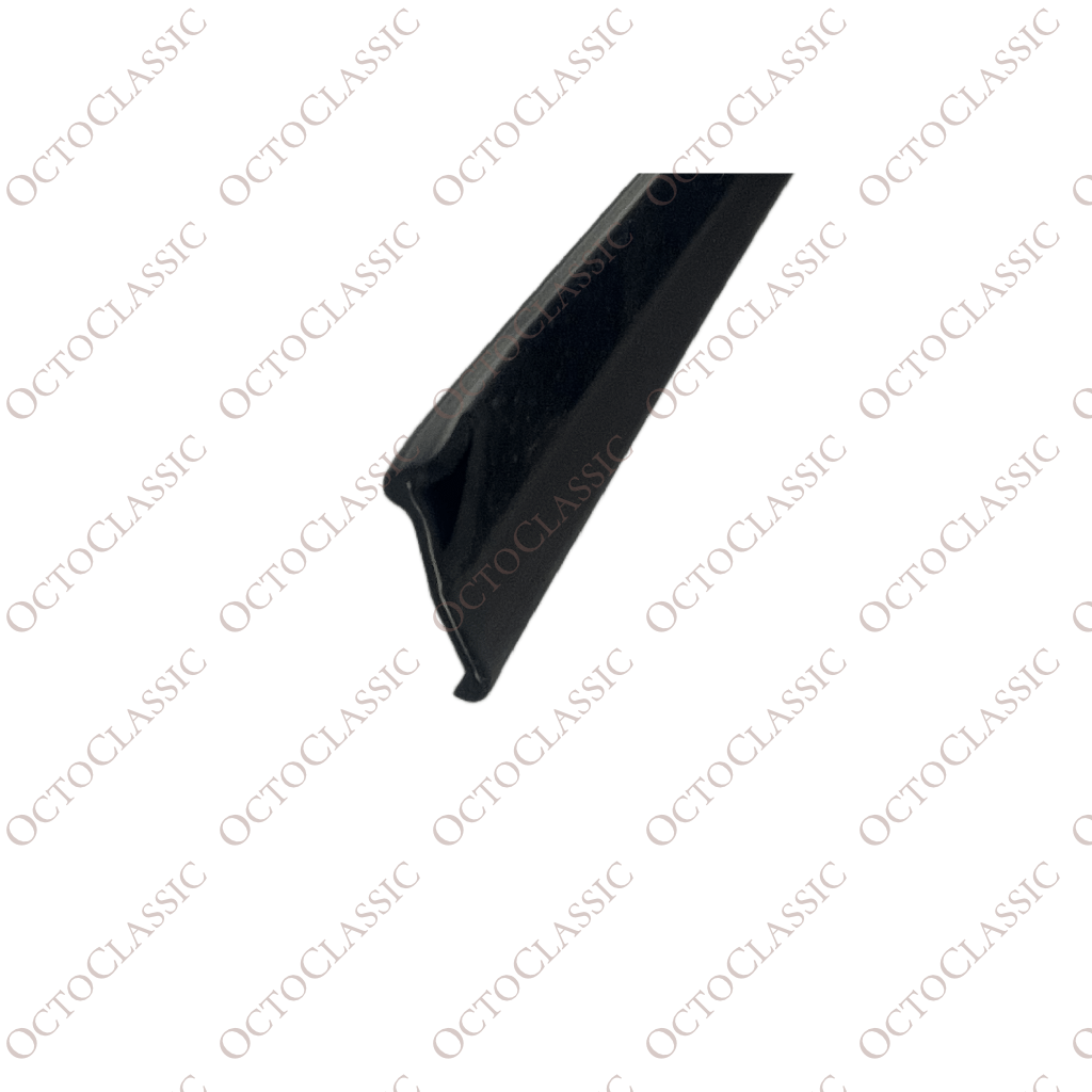 BMW E30 Limousine vordere innere Fensterverkleidung links oder rechts 51211906845 / 51211906846 BMW E30 Limousine vordere innere Fensterverkleidung links oder rechts 51211906845 / 51211906846
