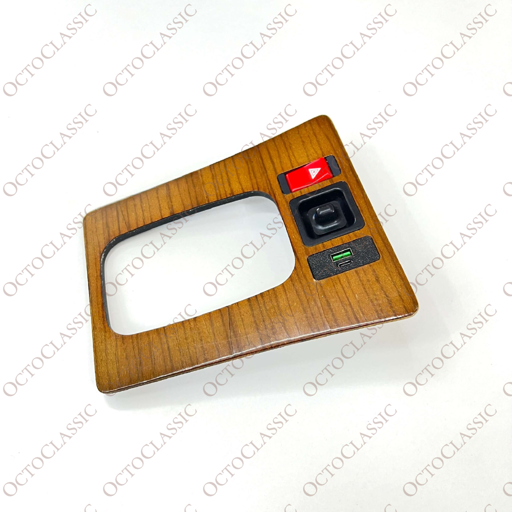 Mercedes W124 / W201 Center Console Switch Blank With USB Charger Mercedes W124 / W201 Center Console Switch Blank With USB Charger