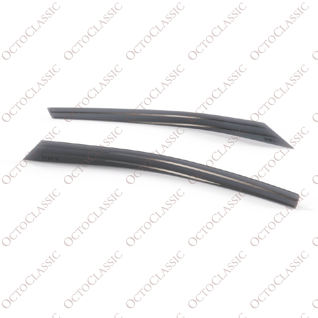BMW Z4 E85 / E86: Molduras rectas para el «arcén» de los faros «Bad Look», en negro / imprimadas BMW Z4 E85 / E86: Molduras rectas para el «arcén» de los faros «Bad Look», en negro / imprimadas