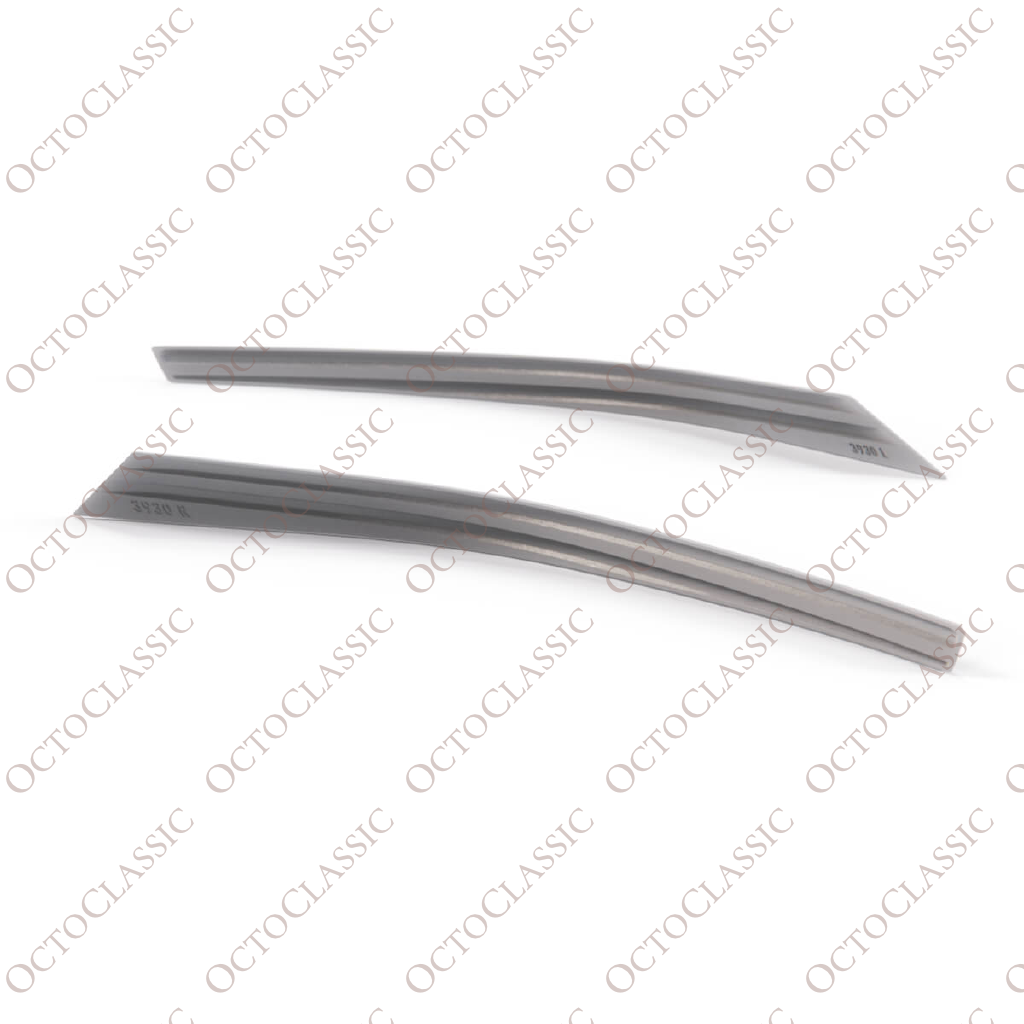 BMW Z4 E85 / E86: Molduras rectas para el «arcén» de los faros «Bad Look», en negro / imprimadas BMW Z4 E85 / E86: Molduras rectas para el «arcén» de los faros «Bad Look», en negro / imprimadas