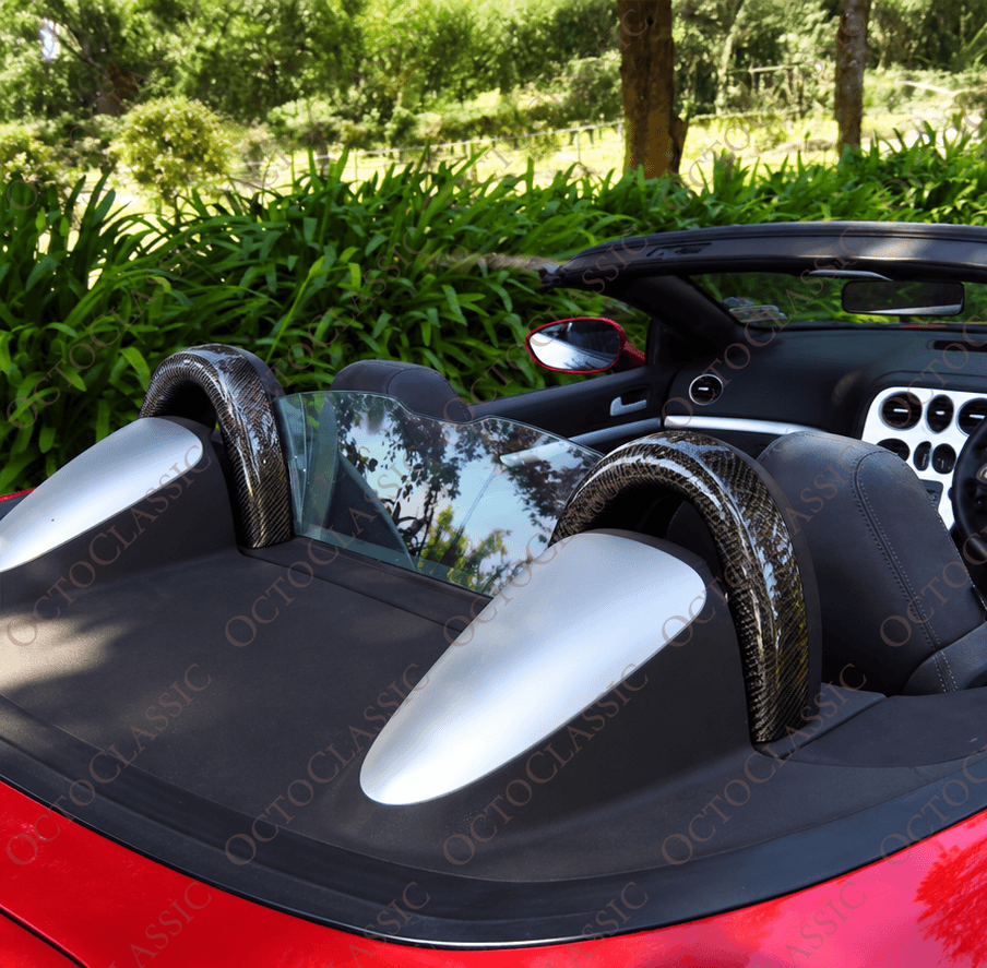 Alfa Romeo 939 Spider – Verkleidungsset für Überrollbügel aus Carbonfaser 156072681 / 156052272 Alfa Romeo 939 Spider – Verkleidungsset für Überrollbügel aus Carbonfaser 156072681 / 156052272